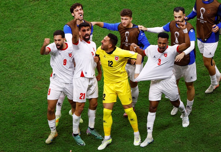 Nizar Al Rashdan convirtió el gol del triunfo ante Arabia Saudita en la Copa Árabe 2025 (REUTERS).