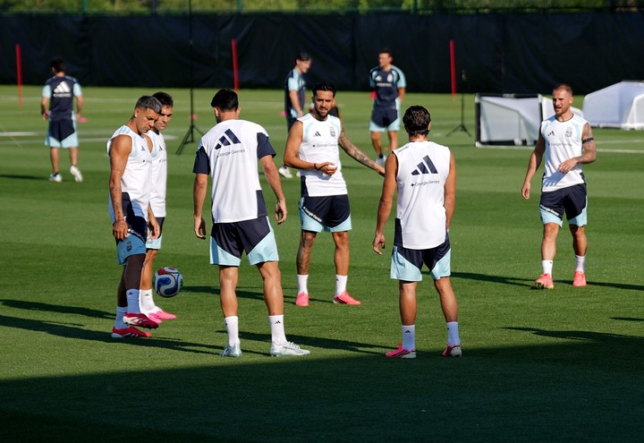 Soccer Football - FIFA World Cup 2026 - Argentina Training - Sporting KC Training Centre, Kansas City, Kansas, U.S. - June 3, 2026
Argentina players during training IMAGN IMAGES via Reuters/Denny Medley