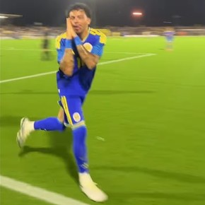 Llegaron en un micro escolar, golearon y se fueron al Mundial