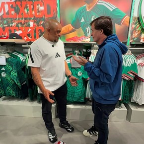 Roberto Carlos con Olé: Messi, la admiración por Enzo, Brasil candidato y su clase de cómo pegarle tres dedos
