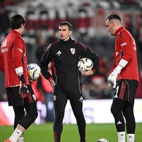 Video: las emotivas palabras de despedida de los jugadores de River y Barovero para Armani