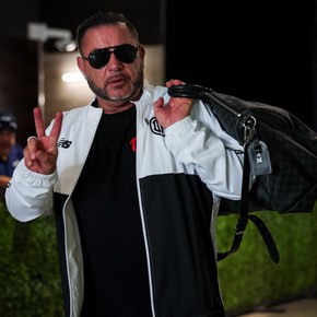 Una de cal y una de arena: el Turco Mohamed fue elegido mejor DT en México pero perdió una final 