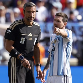 Vincic rompió el silencio: qué dijo de la final y de la charla con Messi dentro de la cancha
