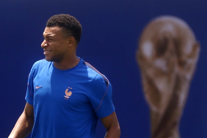 Mbappé, el otro fuera de serie que pica en punta como protagonista del enfrentamiento. 
