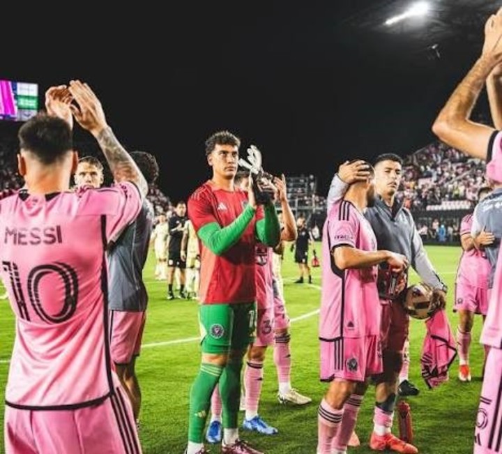 CJ dos Santos fue compañero de Lionel Messi.