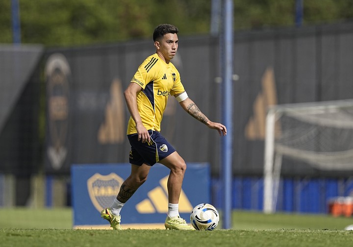 Velasco es uno de los que intentará ganarse un lugar con el Vasco. (Foto: Prensa Boca)