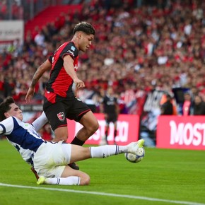 Newell's sufrió pero le ganó al Talleres de Sampaoli