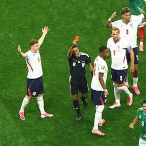 El fuerte pedido de Inglaterra a la FIFA para que le aplique el mismo criterio que a Balogun