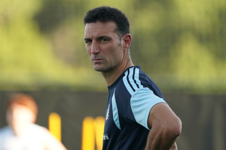 Scaloni piensa en hacer cambios para enfrentar a Inglaterra (Foto: Juano Tesone/ Enviado especial).