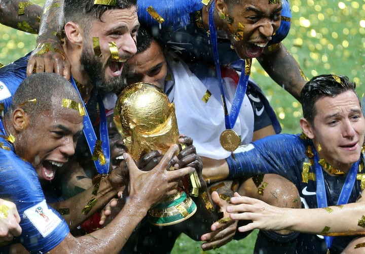 Festejo de los futbolistas de Francia en el Mundial 2018.
