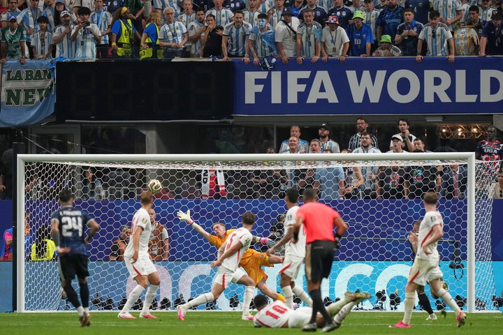 El golazo de Enzo Fernández a Inglaterra.
(AP Photo/Stephanie Scarbrough)