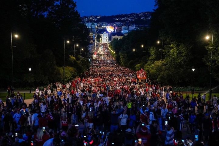 El centro de Oslo durante el match ante Brasil .