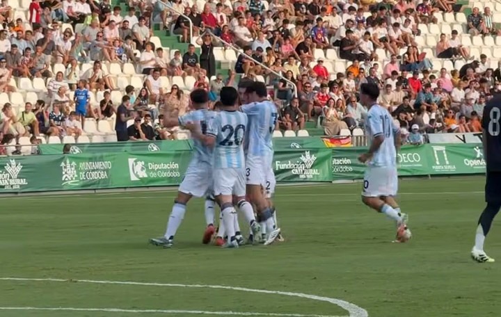 Los pibes de Racing dieron el golpe ante el poderoso Real Madrid en 2025.