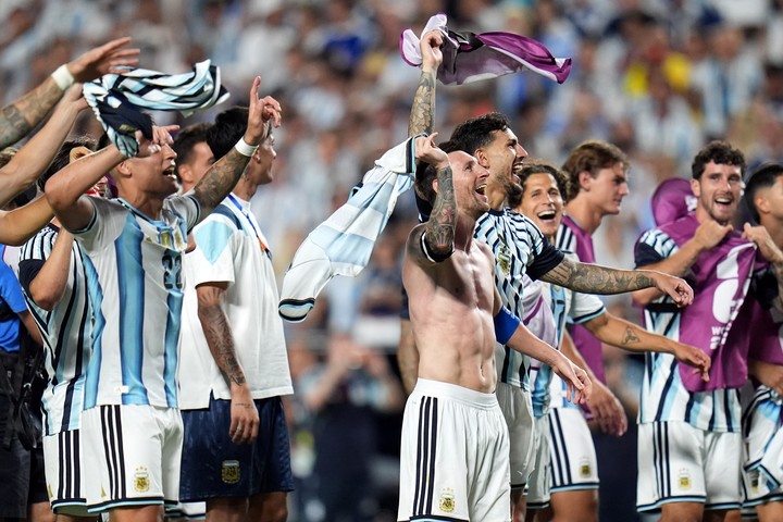 La alegría de Messi, la alegría argentina. (EFE)