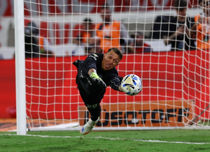 Fernando Muslera en Estudiantes. (REUTERS)