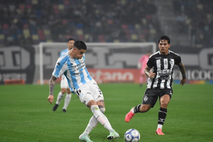 Partido entre Atlético Tucumán y Central Córdoba.