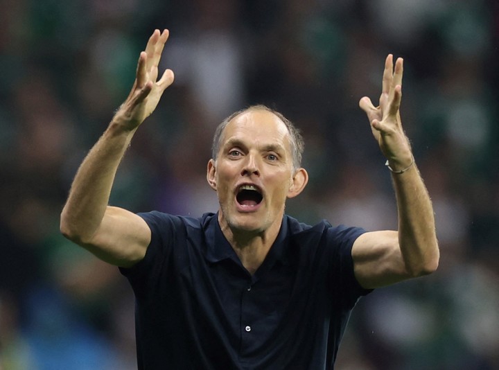 Tuchel, furioso con las decisiones del árbitro Faghani y compañía. (REUTERS)