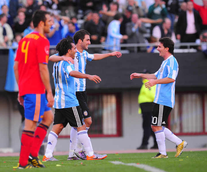 Messi festeja su gol ante los españoles en 2010 (FOTO JUANO TESONE).