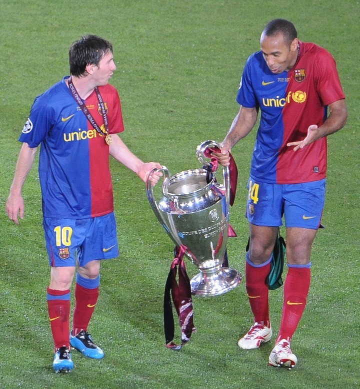 Thierry Henry y Lionel Messi, ganadores de la Champions League 2008-2009.