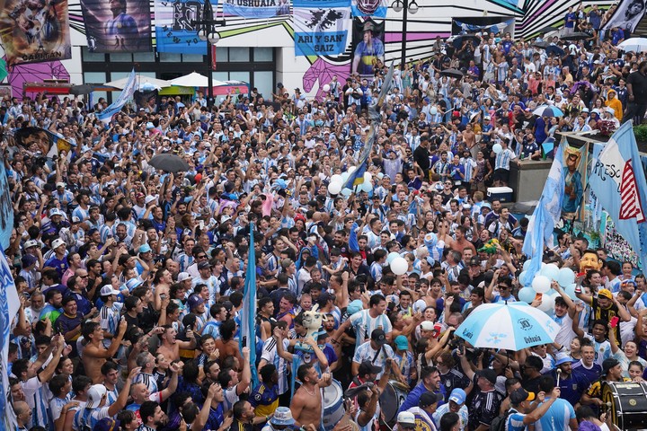 Una verdadera multitud argenta.
Foto Juano Tesone/ Enviado especial - FTP CLARIN JUA07725.JPG Z JTesone Tesone