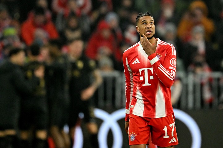 La salida de Olise del Bayern Munich parece complicada. (REUTERS/Angelika Warmuth)