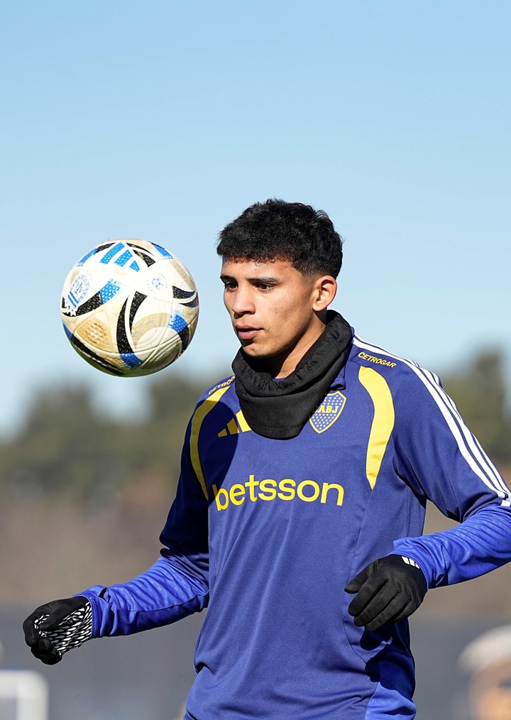 Leonel Flores, el 9 de la Reserva que el Vasco subió a Primera. Podría sumar minutos en el amistoso con Defensa (Prensa Boca).