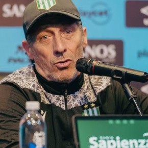 Troglio, tras la derrota ante Lanús: “Da lástima perderlo así en la última jugada”