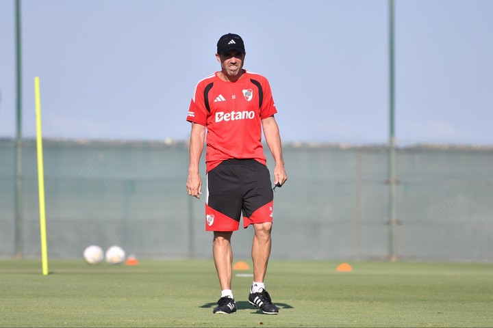 Coudet le da una gran importancia a este amistoso por la jerarquía del Flamengo (Prensa River).