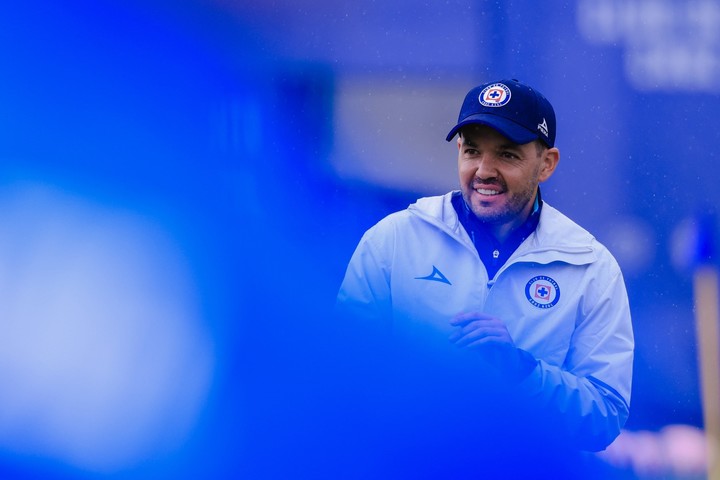 Nicolás Larcamón en Cruz Azul (@CruzAzul)