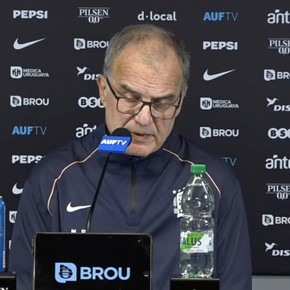 Bielsa: la relación con los jugadores, los casos Valverde y Muslera y el adiós