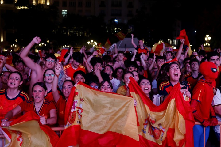 La fiesta en Valencia (EFE).