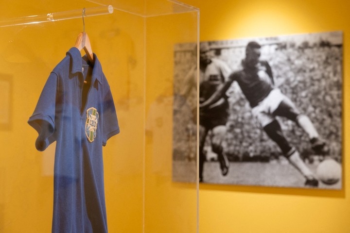 Camiseta de Pelé usada en el Mundial de 1958.
