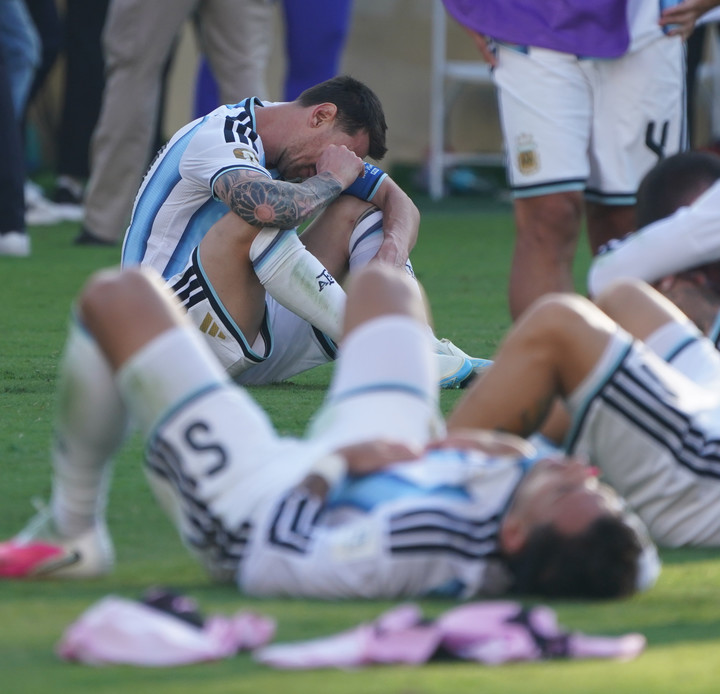 El dolor de Messi en el MetLife (Juano Tesone/Enviado especial).