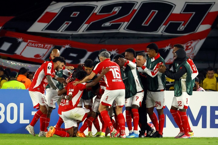 Santa Fe proviene de la Libertadores (EFE/ Mauricio Dueñas Castañeda).
