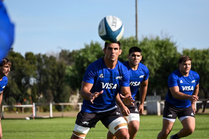 Pablo Matera entrenándose con Los Pumas. (@LosPumas)