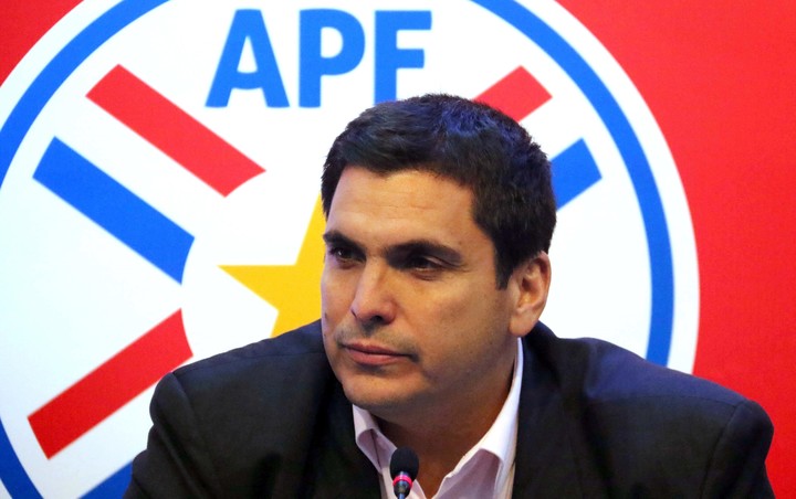 Robert Harrison contó que los países co-organizadores jugarán las Eliminatorias (EFE).