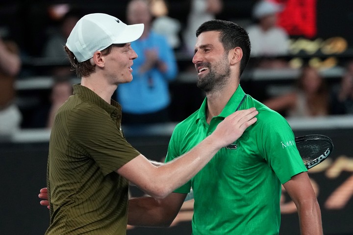 Sinner y Djokovic se volverán a cruzar tras la semi del Abierto de Australia. (AP)