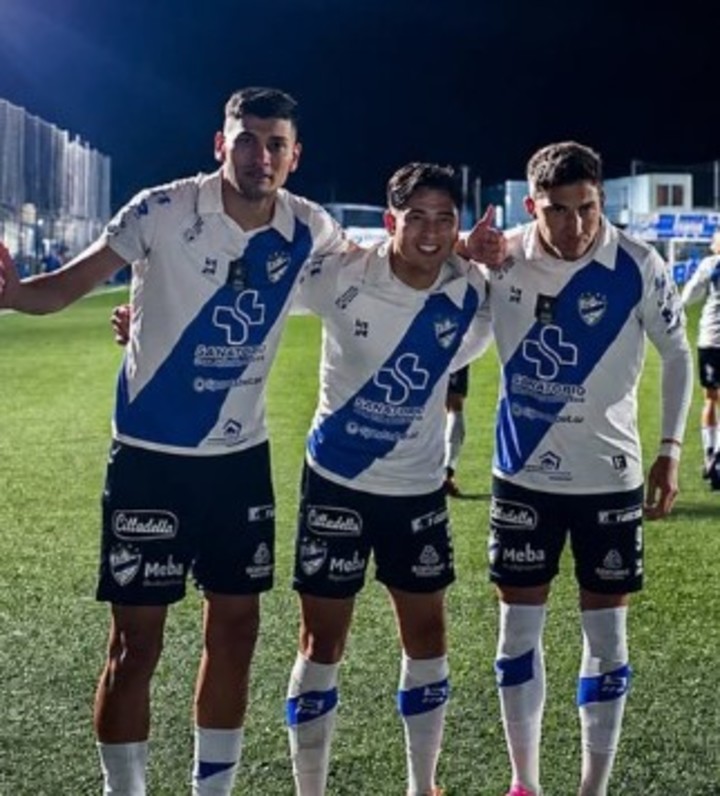 Así festejó Midland el primero. (Foto: Instagram @midland.oficial)