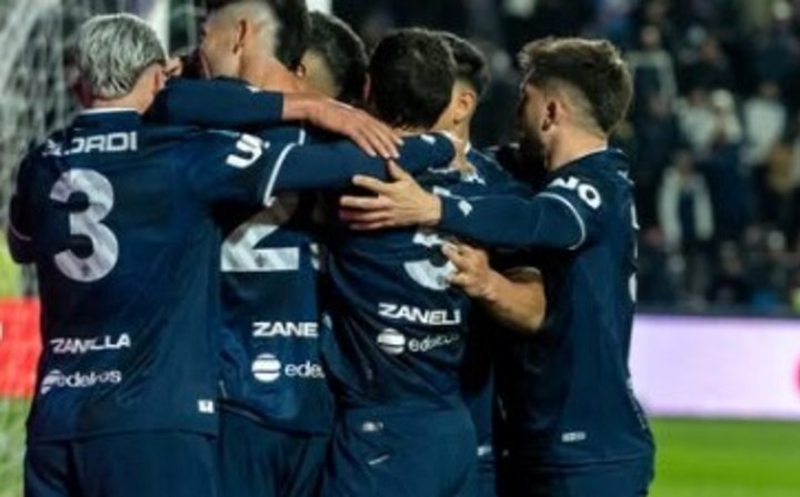 Independiente Rivadavia le ganó a Estudiantes RC (Prensa CSIR).