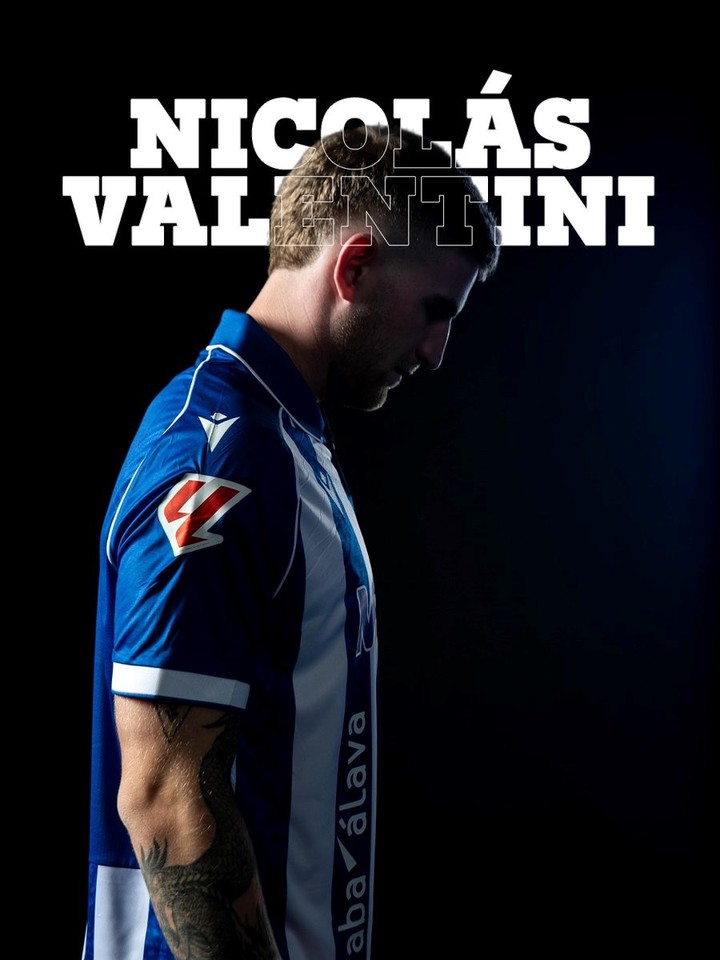 Nicolás Valentini durante su presentación (Foto: Prensa Alavés).