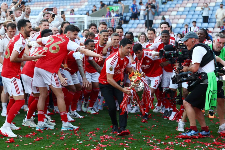 Mikel Arteta, campeón de la Premier League con Arsenal. (Reuters/Matthew Childs)
