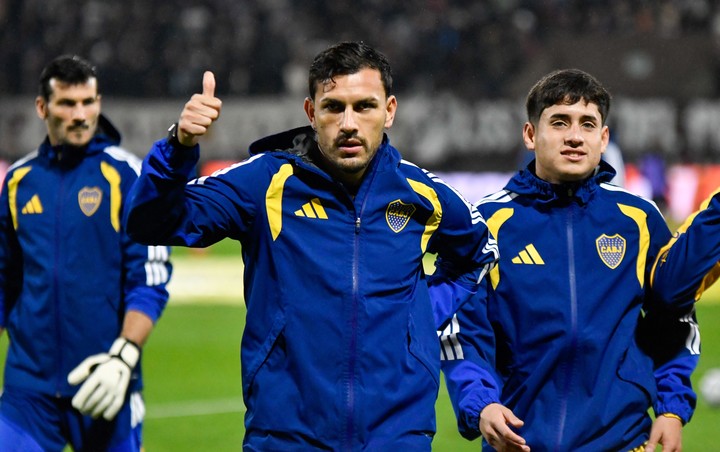 Paredes en Platense - Boca. Fotobaires