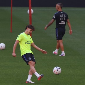 Julián Álvarez se ausentó en la práctica del Atlético de Madrid por segundo día consecutivo