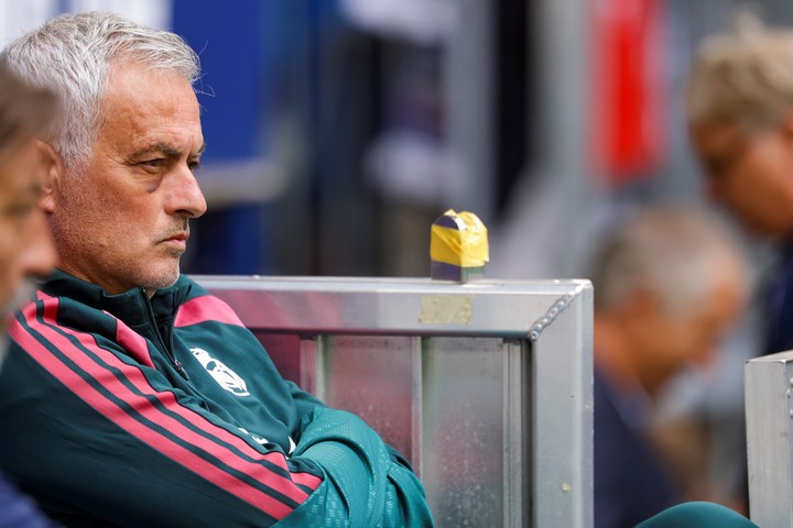 Mourinho se refirió al pase frustado de Rodri al Madrid. (EFE)