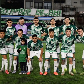 Excursionistas, más líder que nunca: victoria clave en su camino al ascenso