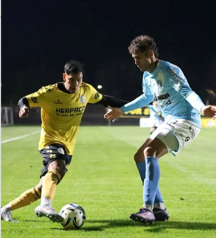 Villa San Carlos venció 1-0 a Comunicaciones. (@clubcomunicacionesoficial)