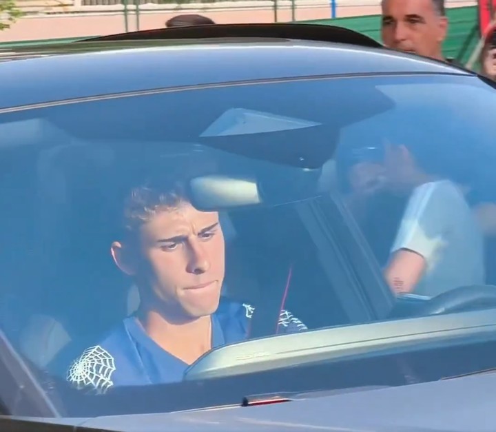 Fermín López con la remera del Hombre Araña (Foto: Twitter @freddyculé).
