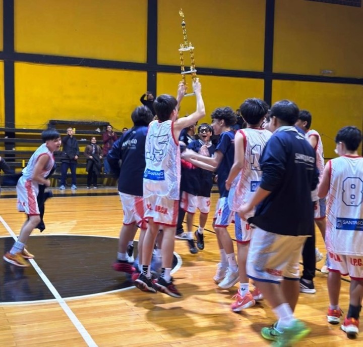Los infantiles en acción.