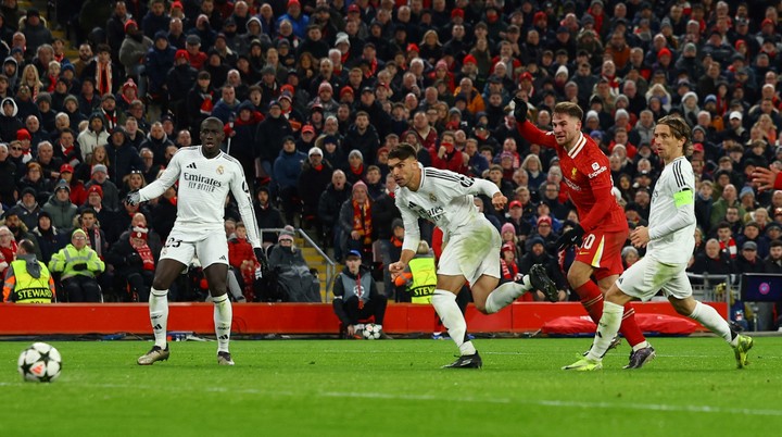 Real Madrid vs. Liverpool. (foto: REUTER) 