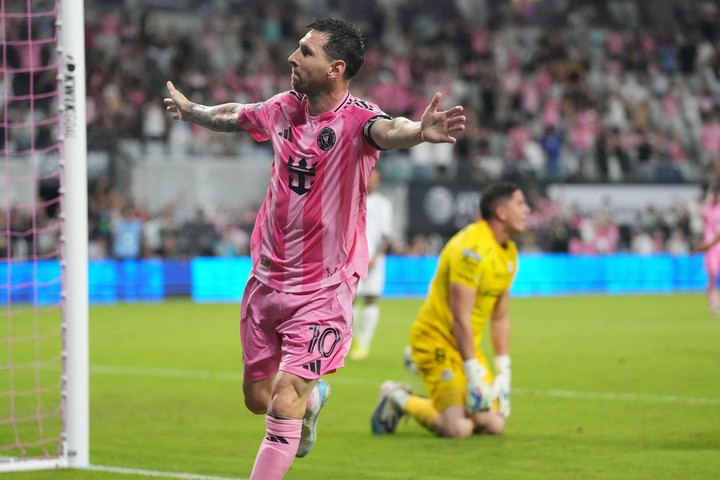Lionel Messi y su festejo ante Atlético San Luis. (Foto: Reuters)
